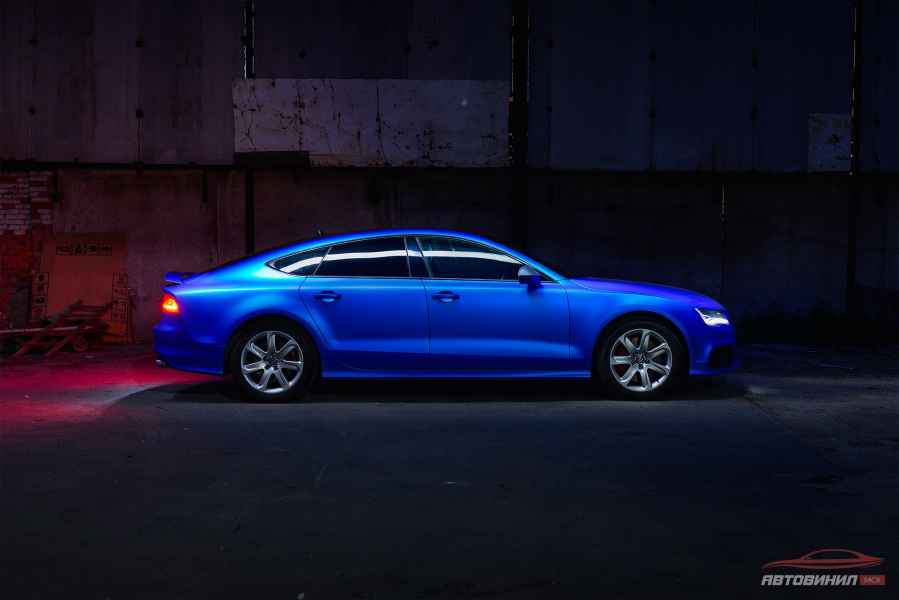 Audi A7 синий мат
