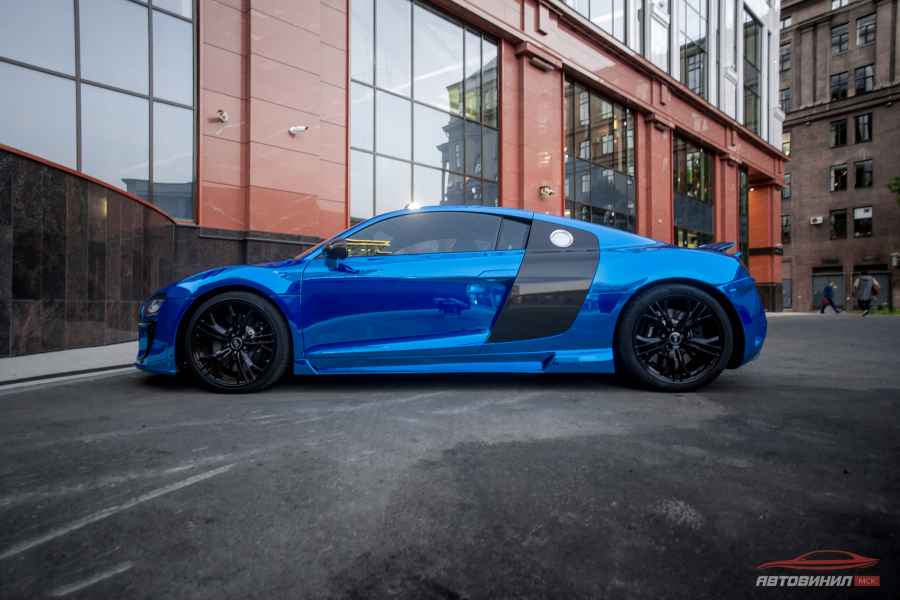 Audi R8 хром
