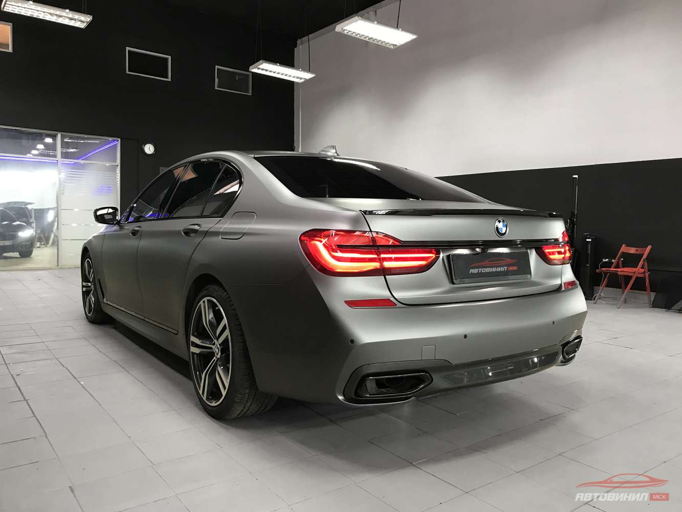 BMW Satin